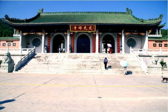 定光寺（广东省陆丰市河西街道青云山内寺庙）