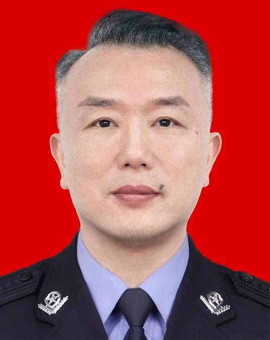 吴海龙（重庆市忠县政协副主席）