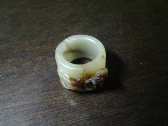 玉戒指