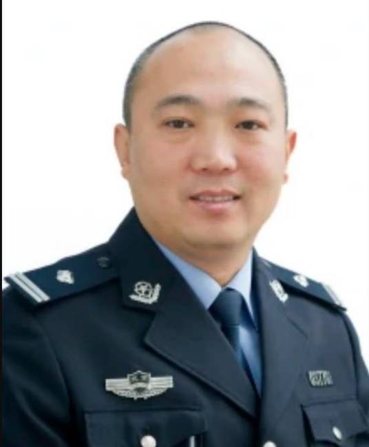 潘涛（北京市海淀区温泉镇工委委员）