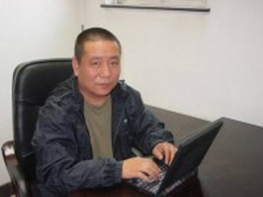 李耳（中国北京科技大学副教授，硕士研究生导师）