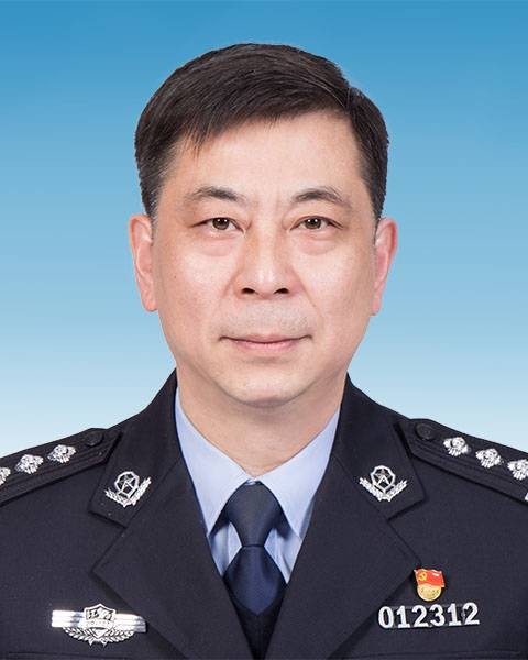 余炜（江西省南昌市青山湖区人民政府原党组成员、副区长，区公安分局原局长）