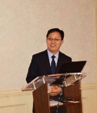 刘学义（中国吉林大学文学院副教授、网络与新媒体教研室主任）