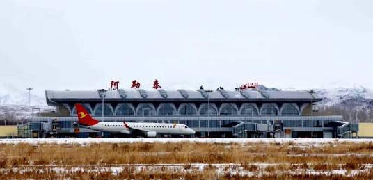 阿勒泰雪都机场
