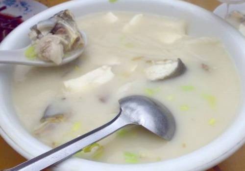 蘑菇炖豆腐