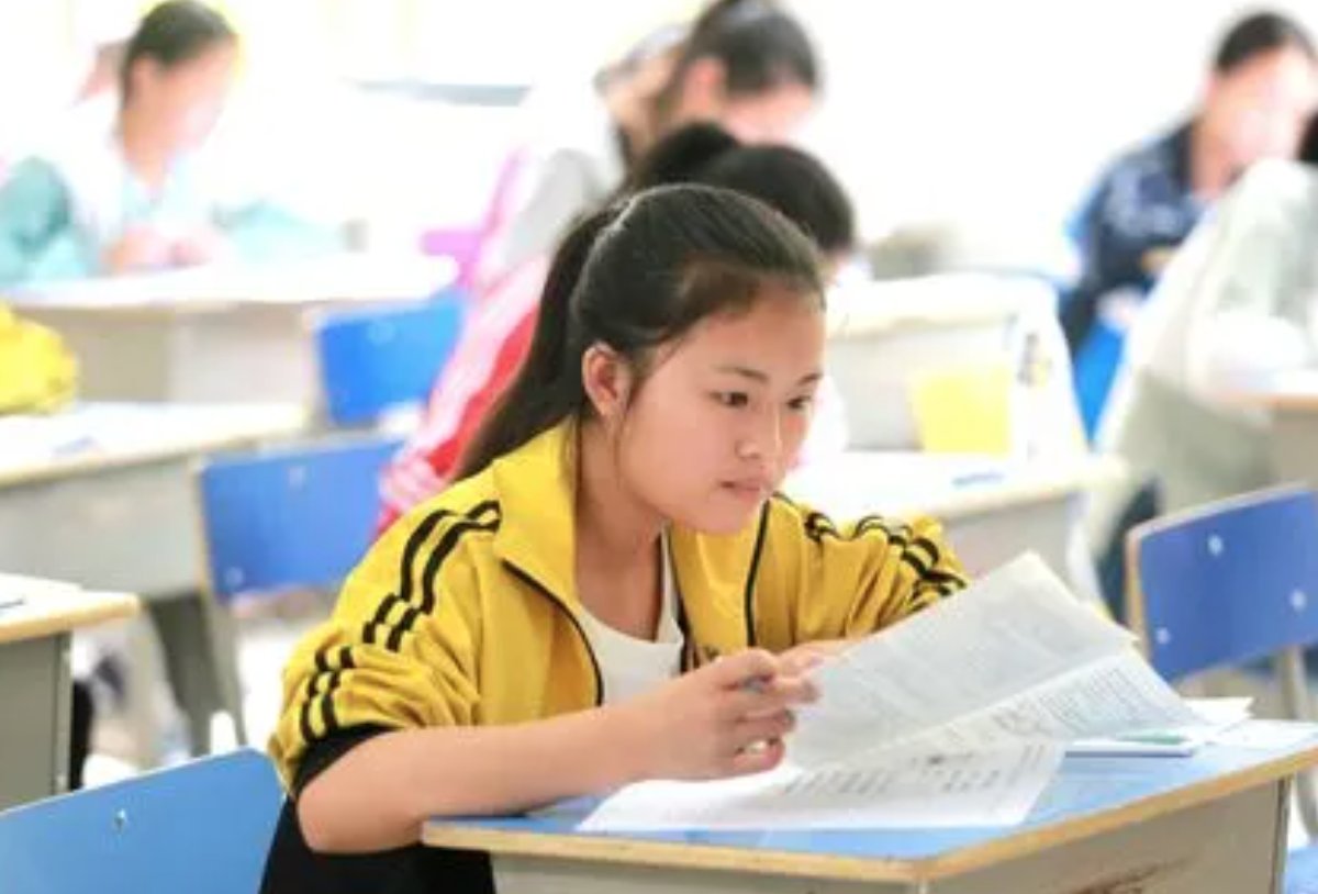 2023年南充二中的录取分数线是多少？