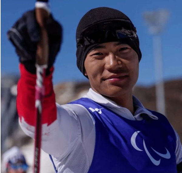 刘子旭获北京冬残奥会中国首金,冬残奥会首金背后有着怎样的故事?