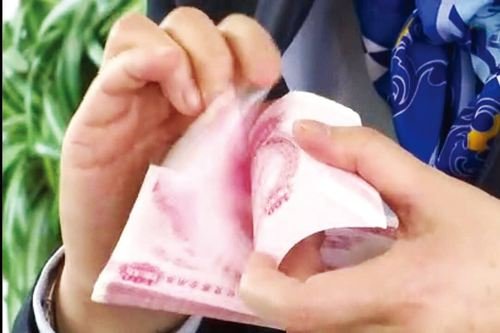 数钱的正确手势有哪些?