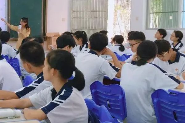 掉以轻心比喻什么动物