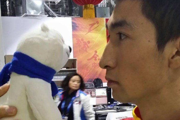 杨倩精心准备的心形手巾,被武大靖说成是抹布,他在生活中有多憨?