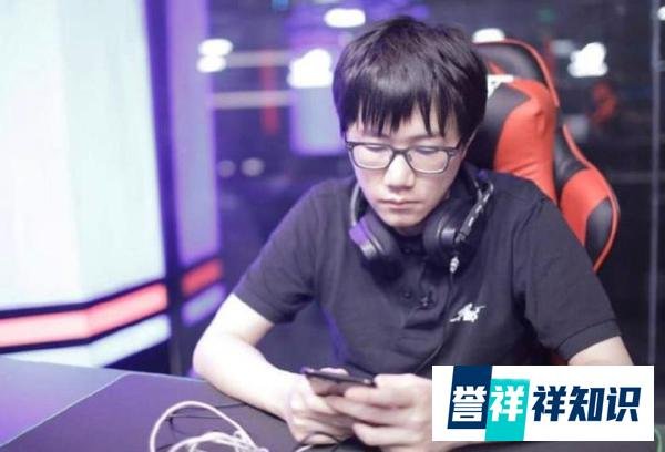 DOTA2:开创爹妈大战盛况的两位队长820和09为何都遭遇过网恋被骗