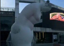 两座露天雕塑被指辱华,大理街区对此是如何回应的?