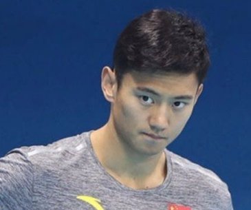 宁泽涛从成名到被打压，再到退役的全过程，没饭吃没教练，当初为什么退役？