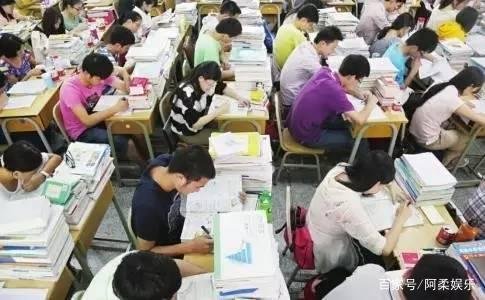 他是中国最牛高考状元，高考成绩749分堪称神话，如今怎么样了？