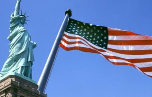 现在是中国时间上午7点，美国是几点呢？