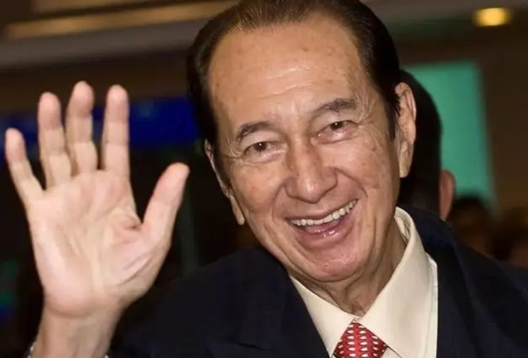 娶了4个太太的何鸿燊,他的感情史堪称传奇,他为什么能娶4个老婆?