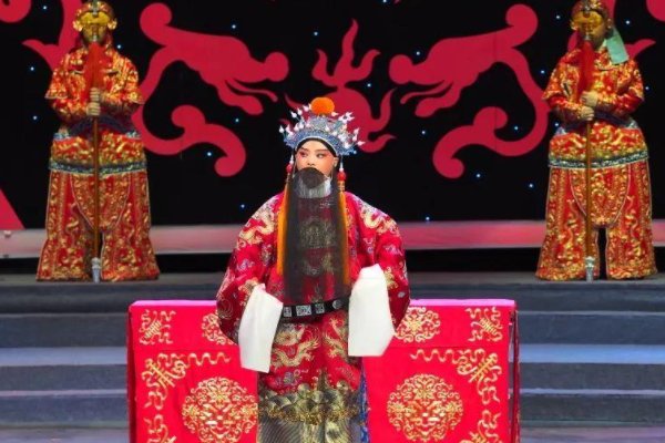 薛仁贵是不是薛平贵啊?