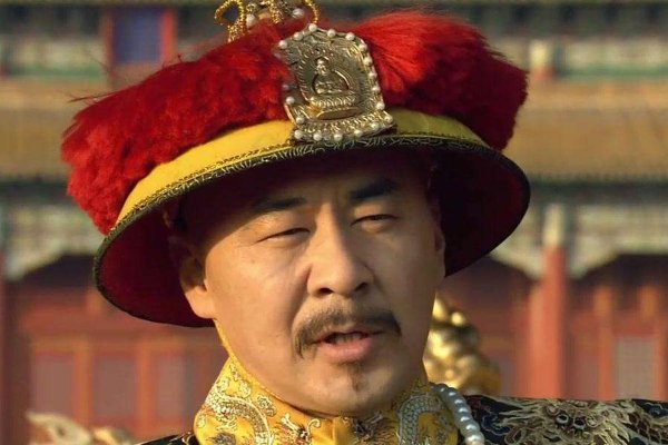雍正为什么要杀死自己极为聪慧的儿子弘时，儿子做了什么事？