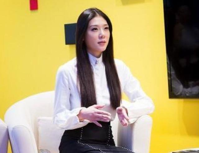 美女富二代纪凯婷:30岁身价达500亿,为何却甘愿嫁给湖南“穷小子”?