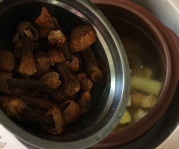 干松茸需要用水浸泡吗