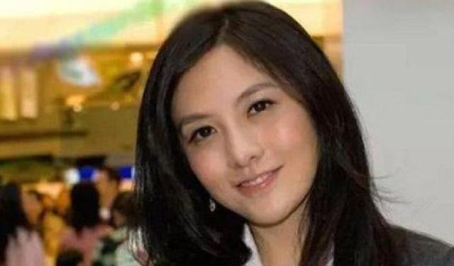 美女富二代纪凯婷:30岁身价达500亿,为何却甘愿嫁给湖南“穷小子”?