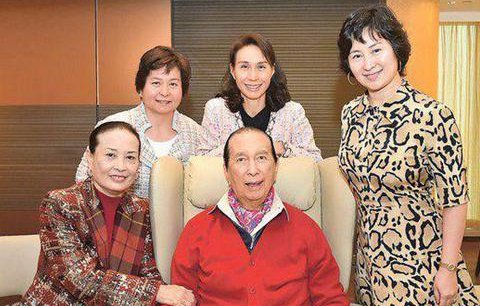 娶了4个太太的何鸿燊，他的感情史堪称传奇，他为什么能娶4个老婆？