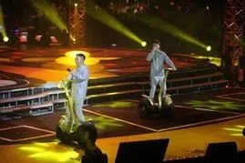 你有过哪些独自一个人去看演唱会的经历,感觉如何?