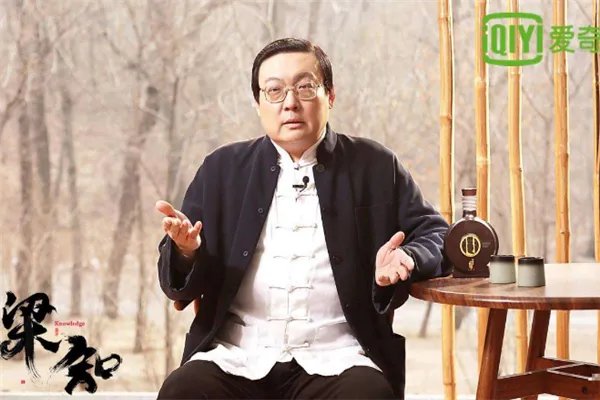 中国十大脱口秀节目排行榜：梁知上榜，它的主持人很犀利