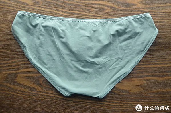 30-100元男士内裤系列测评 篇四:三角内裤测评 舒雅、优衣库、DA、蕉内、螃蟹秘密5款