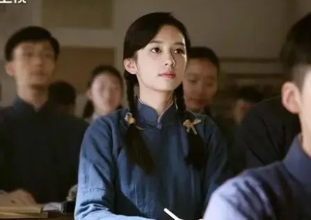 电视剧《战火中的青春》的历史背景是什么?