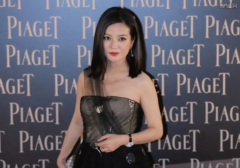 赵薇为什么被捕？ 赵薇被捕是谣言不过被禁入股市五年