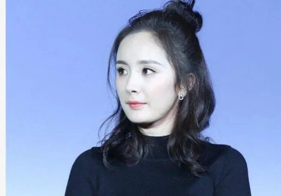 杨幂发际线真的回归了吗?