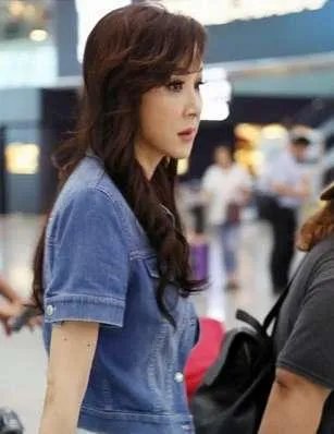 哪些女明星本来很好看却要整容,还越整越丑?