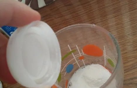 简单水晶泥的做法？