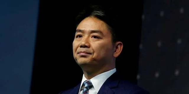 马云去年辞去阿里董事长的职务，后面刘强东等大佬相继卸任，退居幕后，这是为什么？