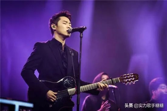 你觉得《中国好声音》哪个选手混得最好？如果排名怎么排？