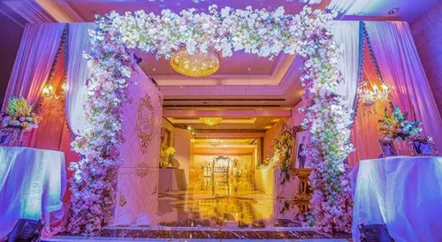 婚礼门有几种类型 怎样布置婚礼门更甜美