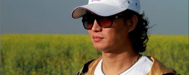 爹娘的眼泪只为儿女流原唱 很感人的一首歌