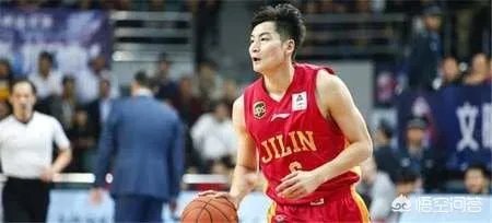 有人说出走辽宁男篮的柴长易发挥这么好,为什么辽宁男篮还要放走他?他还有可能重返辽宁队吗?