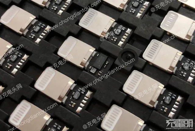 新iPhone充电器曝光 终于要标配快充了