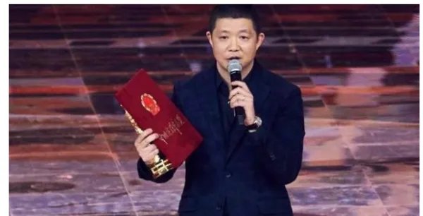 姚晨再婚后一家四口其乐融融,她这次选对了吗?
