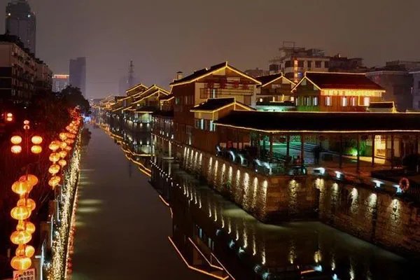 杭州十大美食街排行榜,杭州最出名的小吃街都在哪