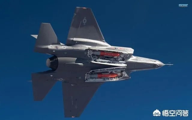 美国的F22和F35都是五代机,它们都有哪些相同点,又有何区别?