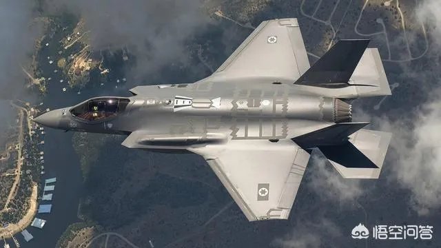 美国的F22和F35都是五代机,它们都有哪些相同点,又有何区别?