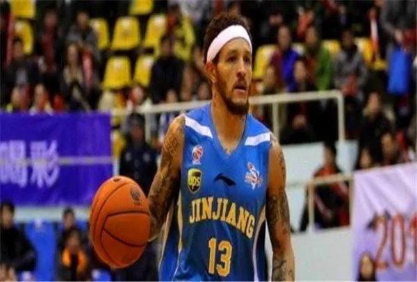 前NBA球员德隆蒂·韦斯特被爆流浪街头,曾赚1600万刀,为何落魄至此?