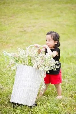 一岁宝宝抓周都摆什么东西 一岁宝宝抓周需要哪些物品