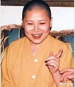歌手李娜的近况如何?