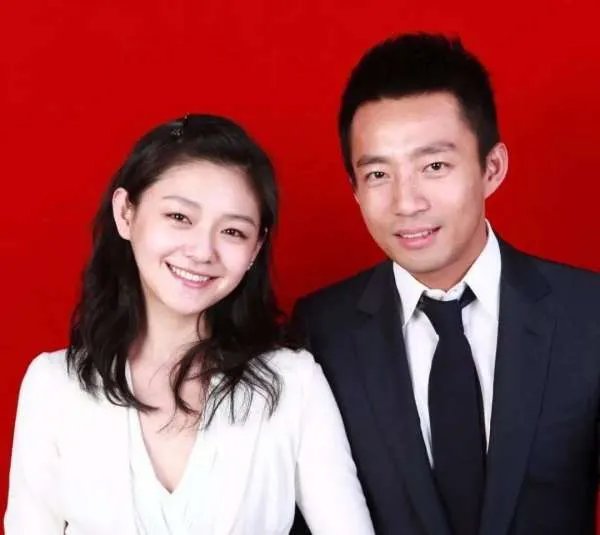 徐妈妈流泪谈女儿离婚原因,大S因汪小菲的爷们脾气过得很辛苦,你怎么看?