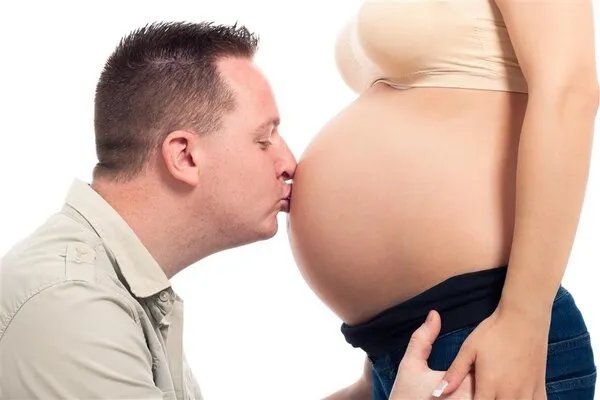 女性怀孕三个月胎儿有多大?