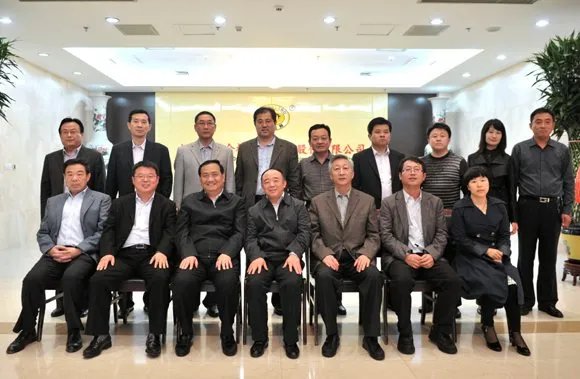 山东新闻出版集团领导